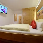 מלון Alpenhotel Denninglehen ברכטסגאדן