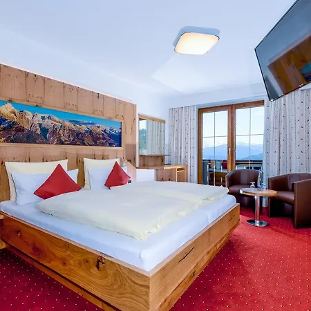 מלון Alpenhotel Denninglehen 3*