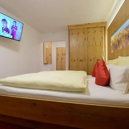 מלון Alpenhotel Denninglehen ברכטסגאדן